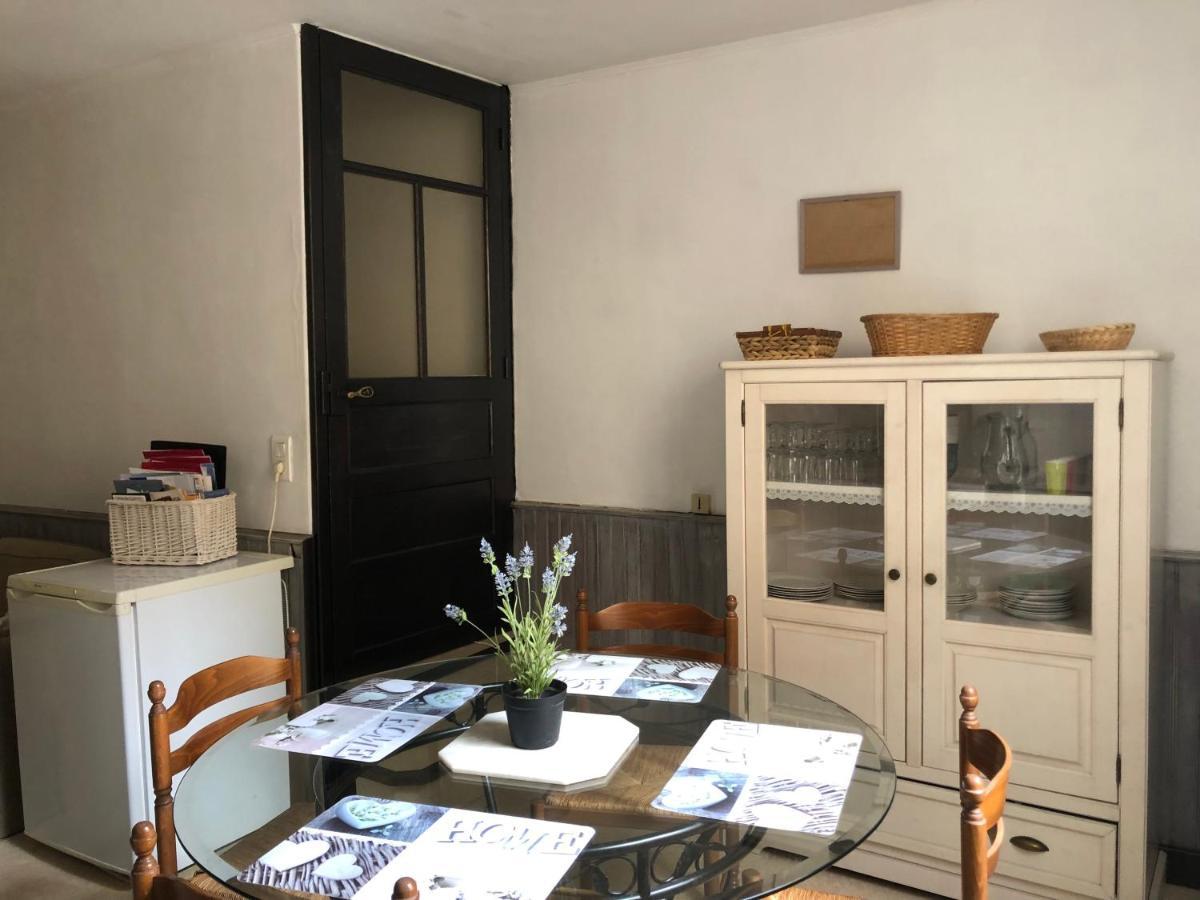 Jolie Maison De Village A Roquecourbe Eksteriør billede